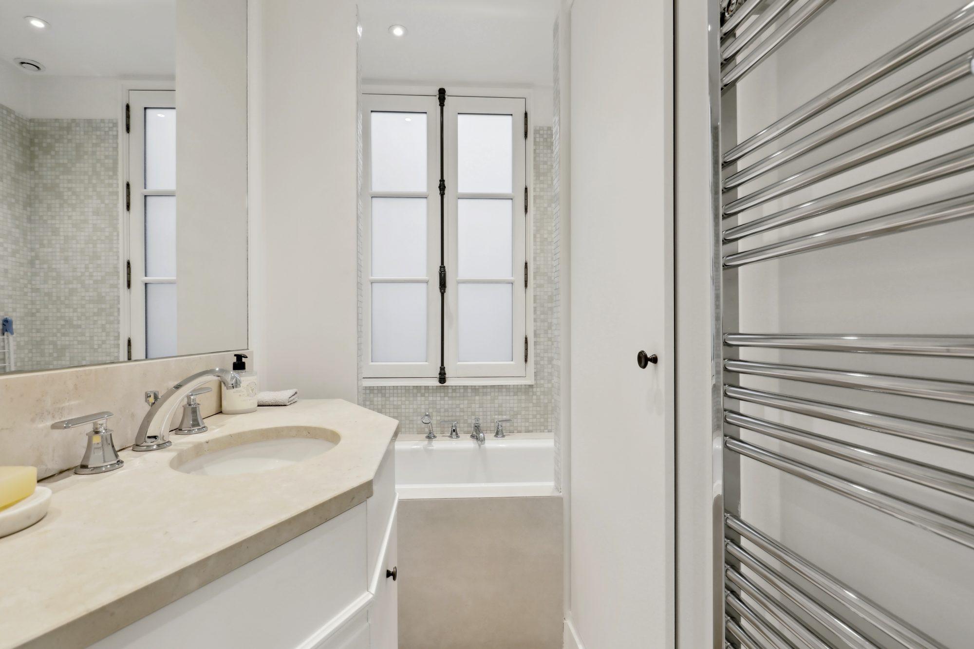 RUE DU BAC/SAINT GERMAIN