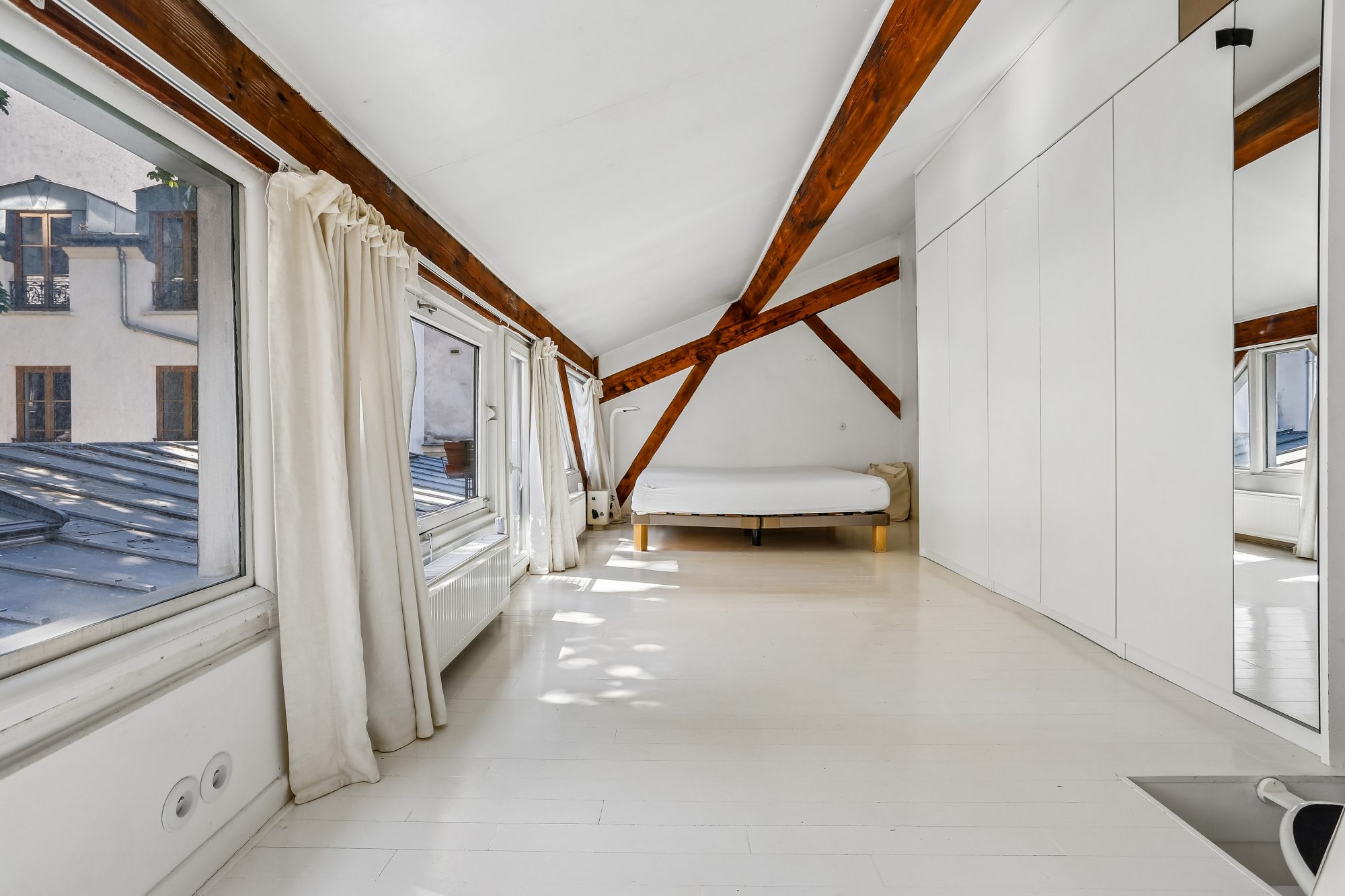 Maison à deux pas des Buttes Chaumont